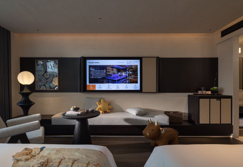 童梦·彩锦亲子房