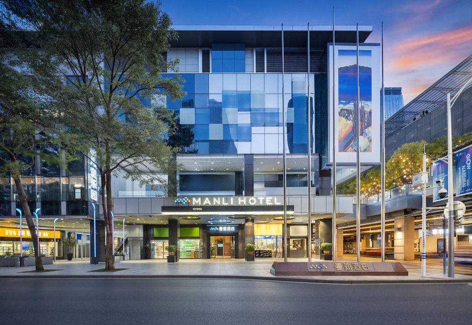 Grand View Hotel - Housity
