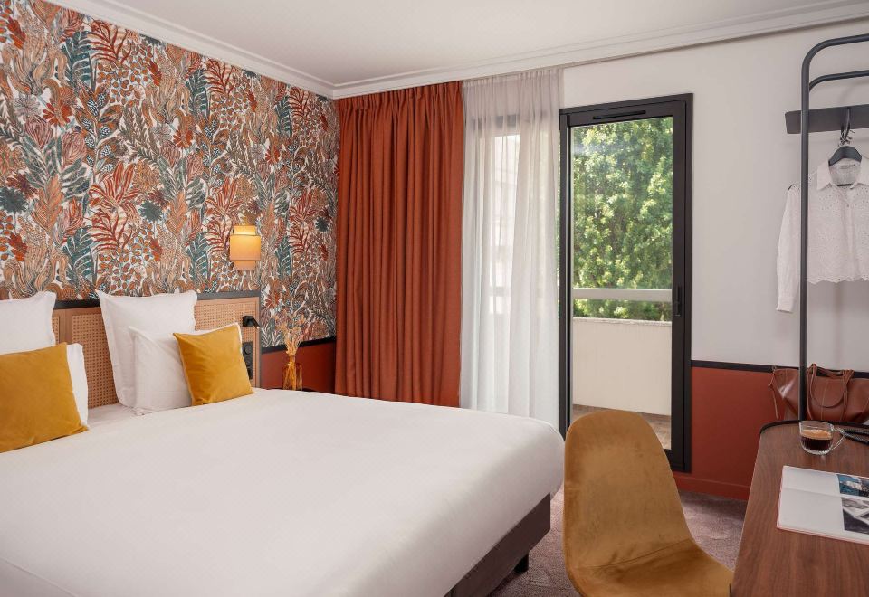 Mercure Paris Boulogne Pont de Saint CloudPrivilege Room With Balcony, Facing The Garden