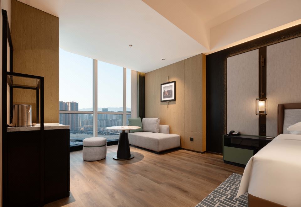 豪華大床房【超大陽台落地窗+絕美視野】