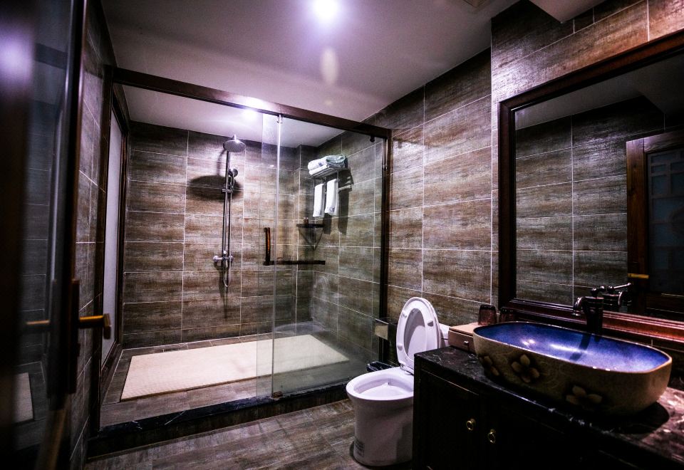 Furong Town Shuiyunxuan Inn (Furong Town Scenic Area)Suite - Near River