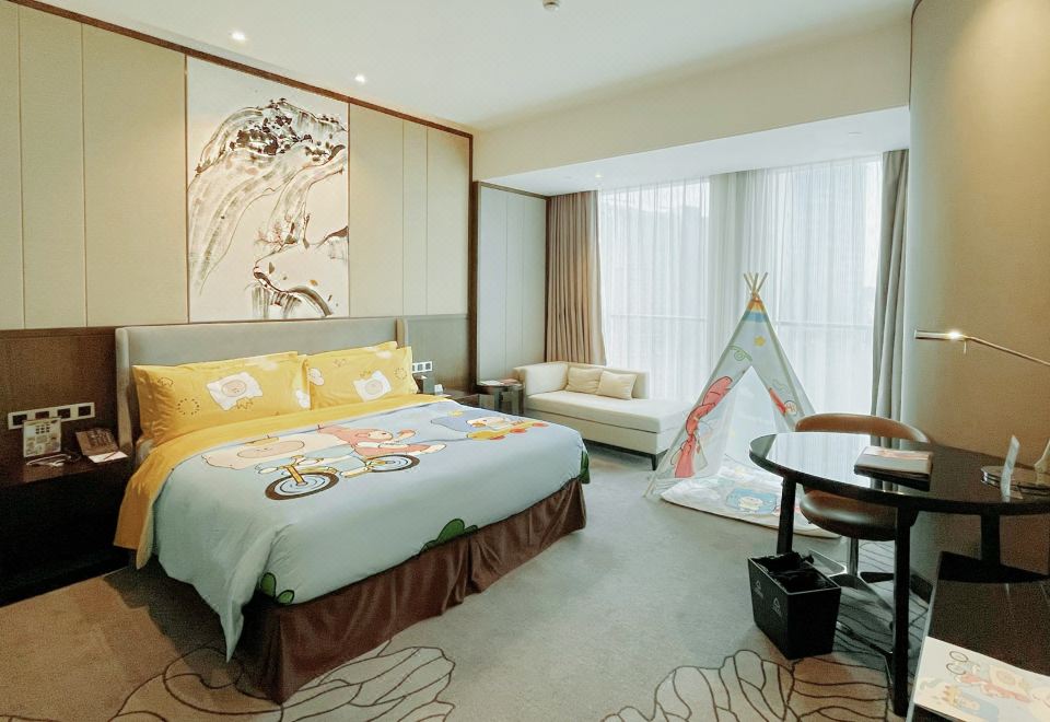 家庭亲子套房（卡通萌宠主题）