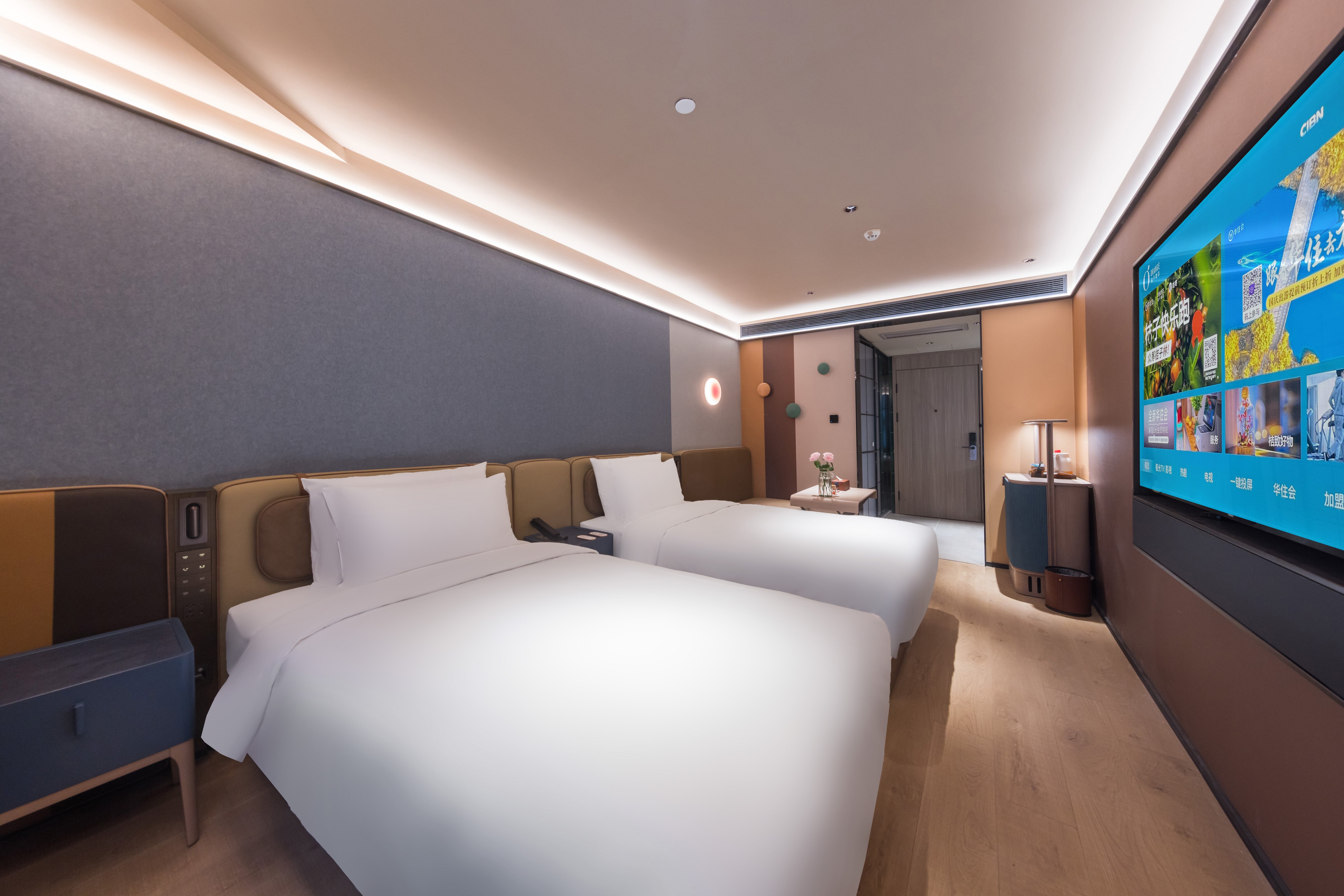 双床房（65寸投屏电视+冰箱+好眠床垫）