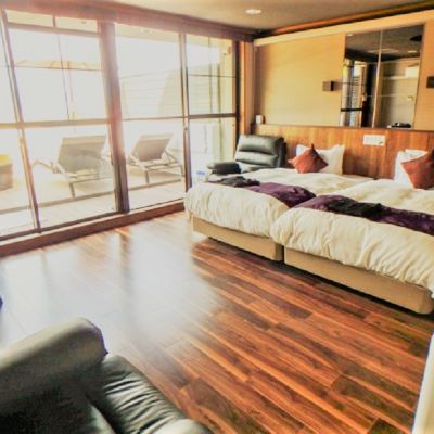 洋モダン洋室《信楽焼陶器客室露天風呂付》《30平米＋専用オーシャンビューテラス15平米》 リブマックスリゾート安芸 宮浜温泉 クーポン