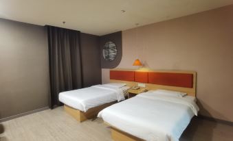 Home Inn (Xinyi Railway Station Nanjing Road)