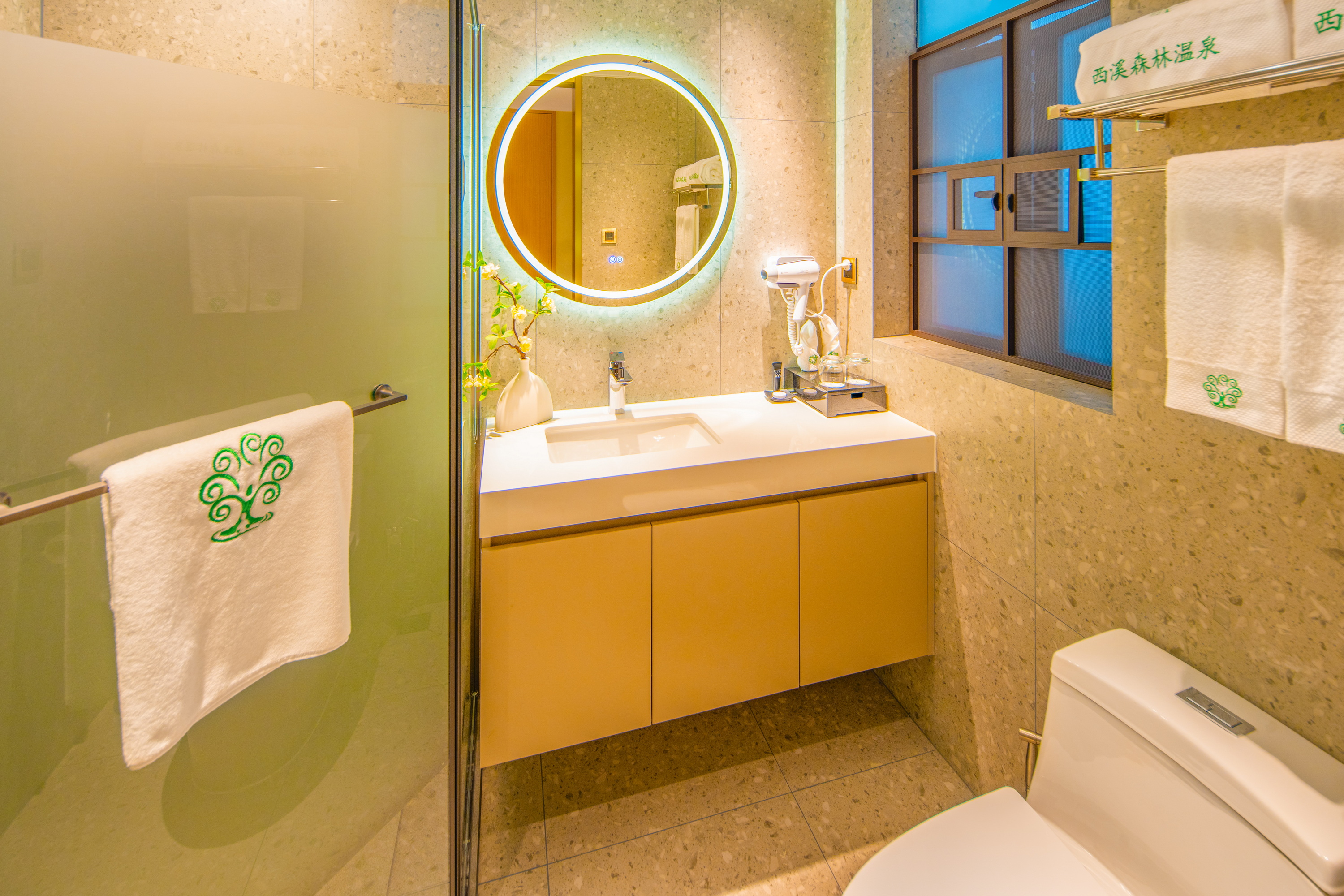 悦泉居温泉双人房I独立泡池