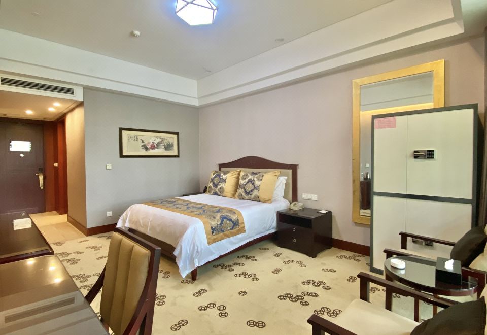 East Lake Hotel Wuhan2 Deluxe Single Room - Lake-View