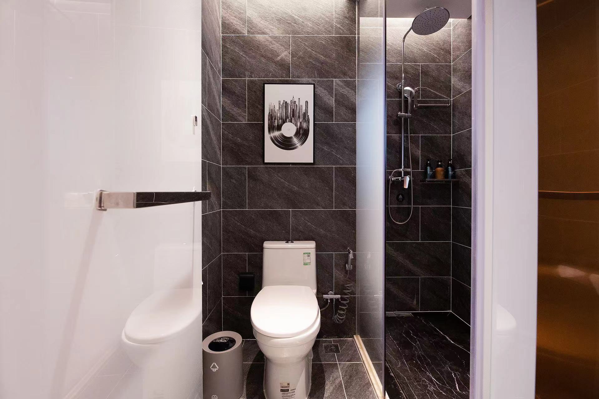 行政双床房（电动窗帘+加热毛巾杆+手机投屏）