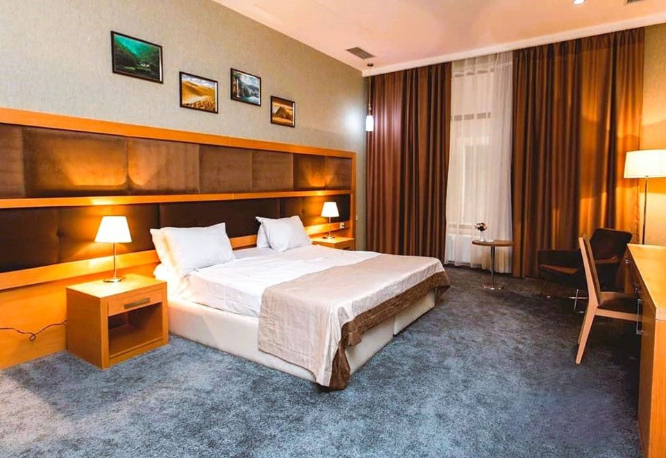 Double Or Twin Room With City View