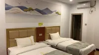 Lufeng Apartment