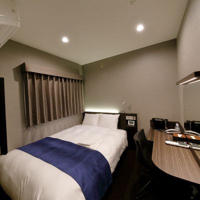 スタンダードシングルルーム（セミダブル） アクト ホテル 六本木 クーポン