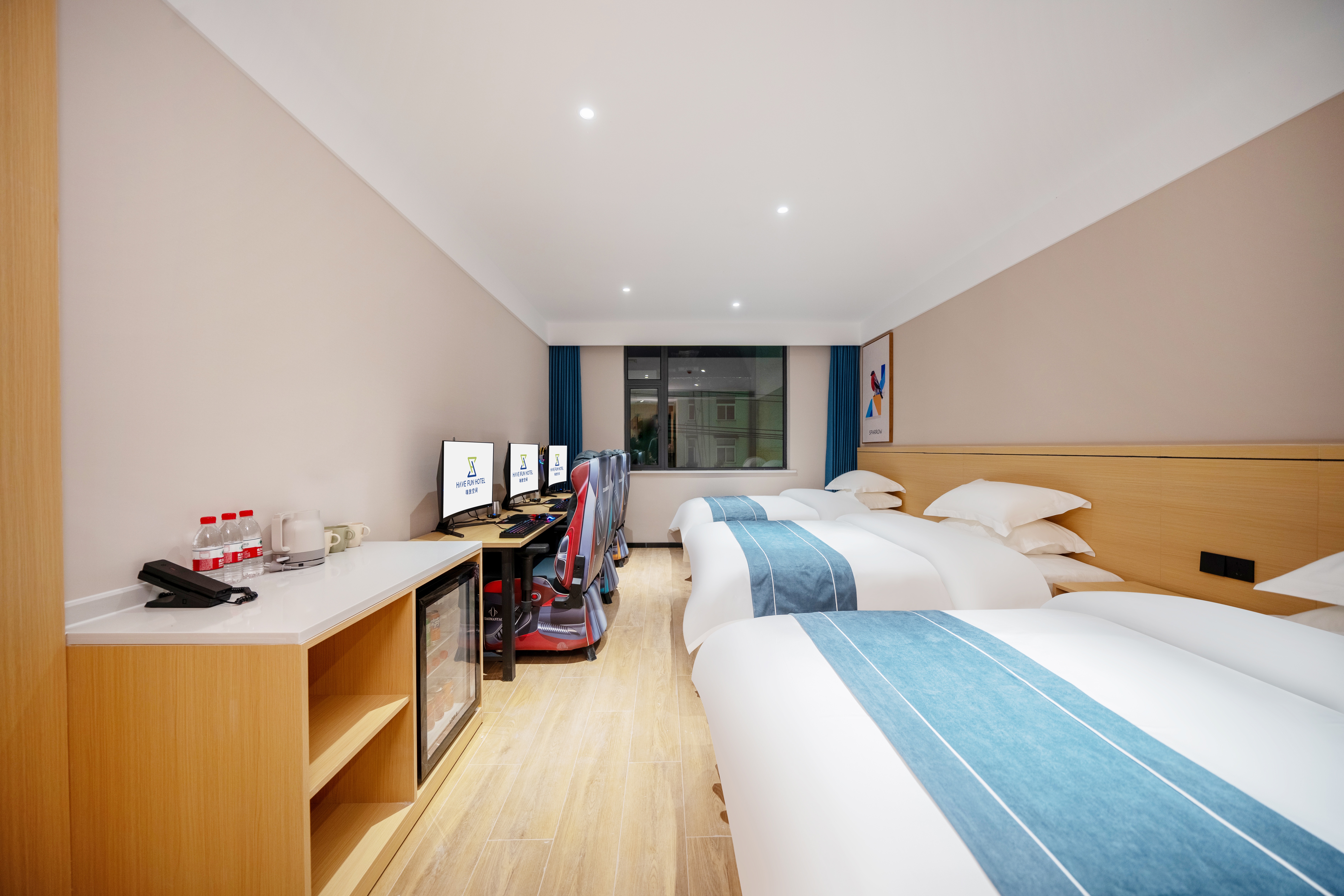 豪华三机三床房（5060ti+三角洲黑鹰+LOL特权加速器）