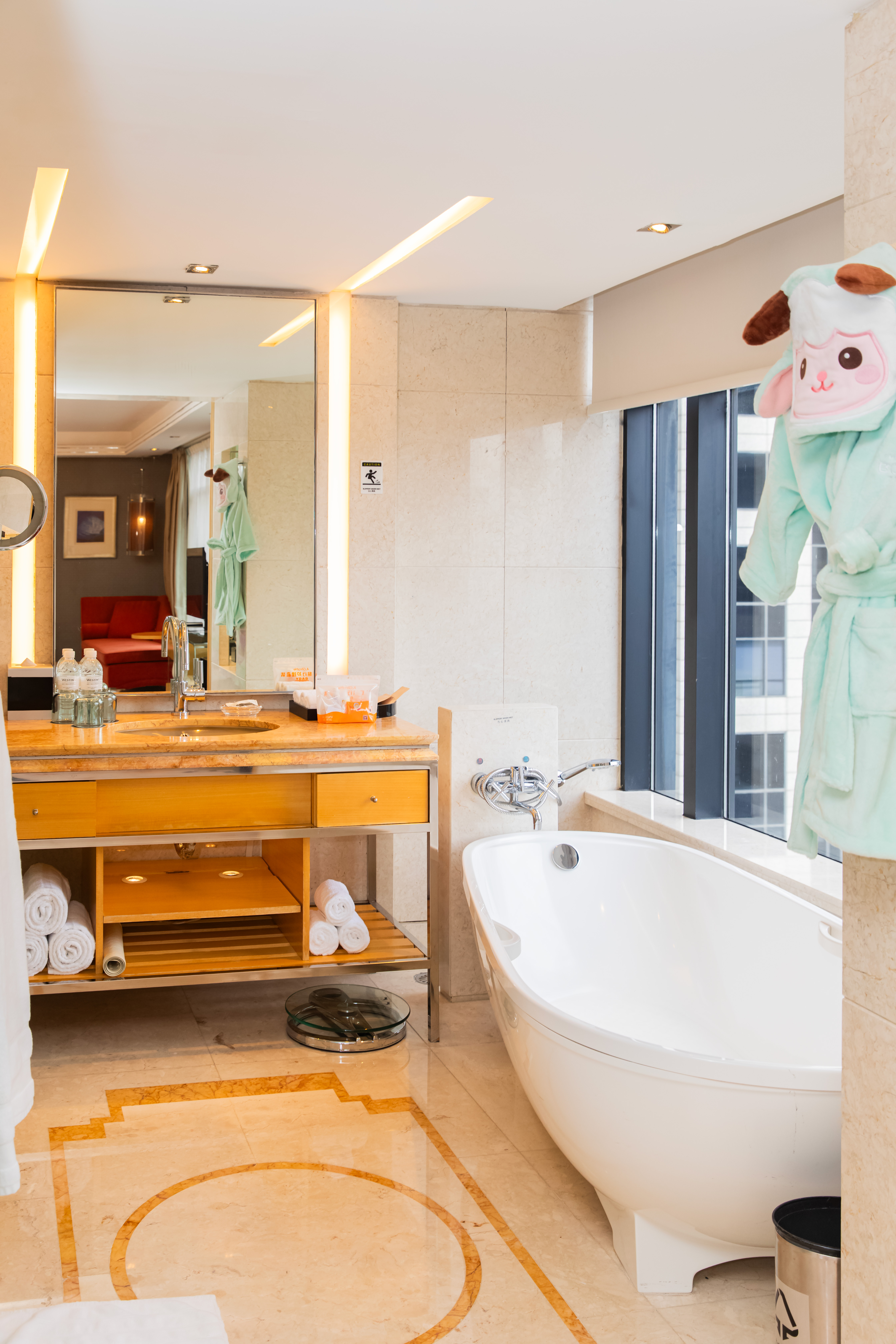 米婭的甜云密語親子房