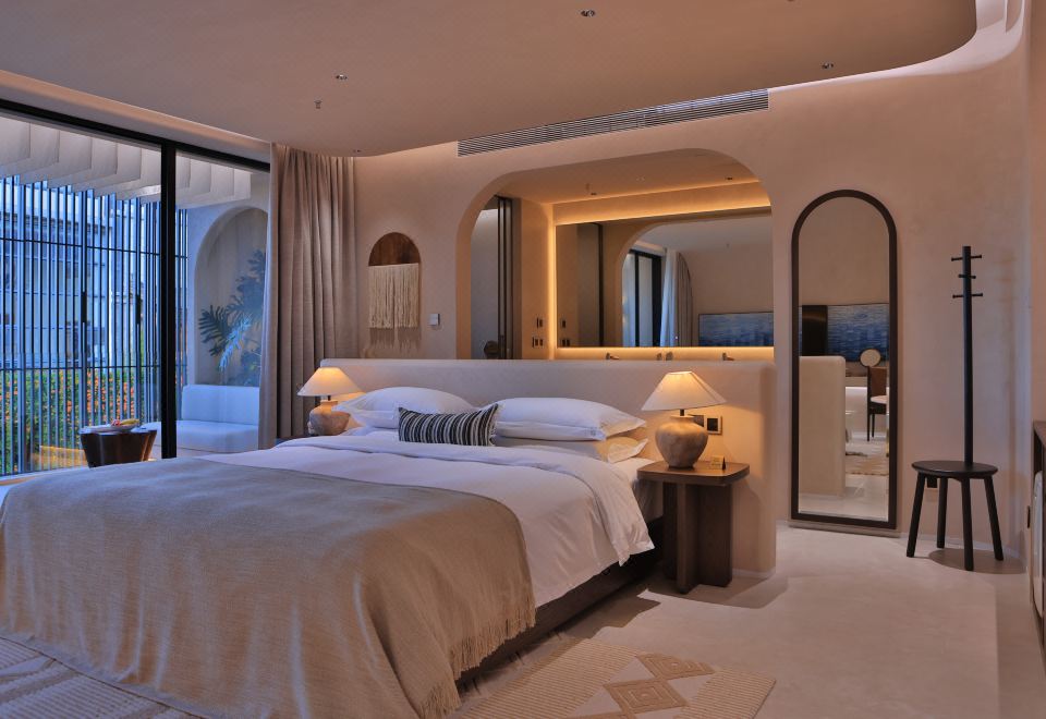 海景泡池豪華特大床房「馬歇爾音響+戴森吹風機」