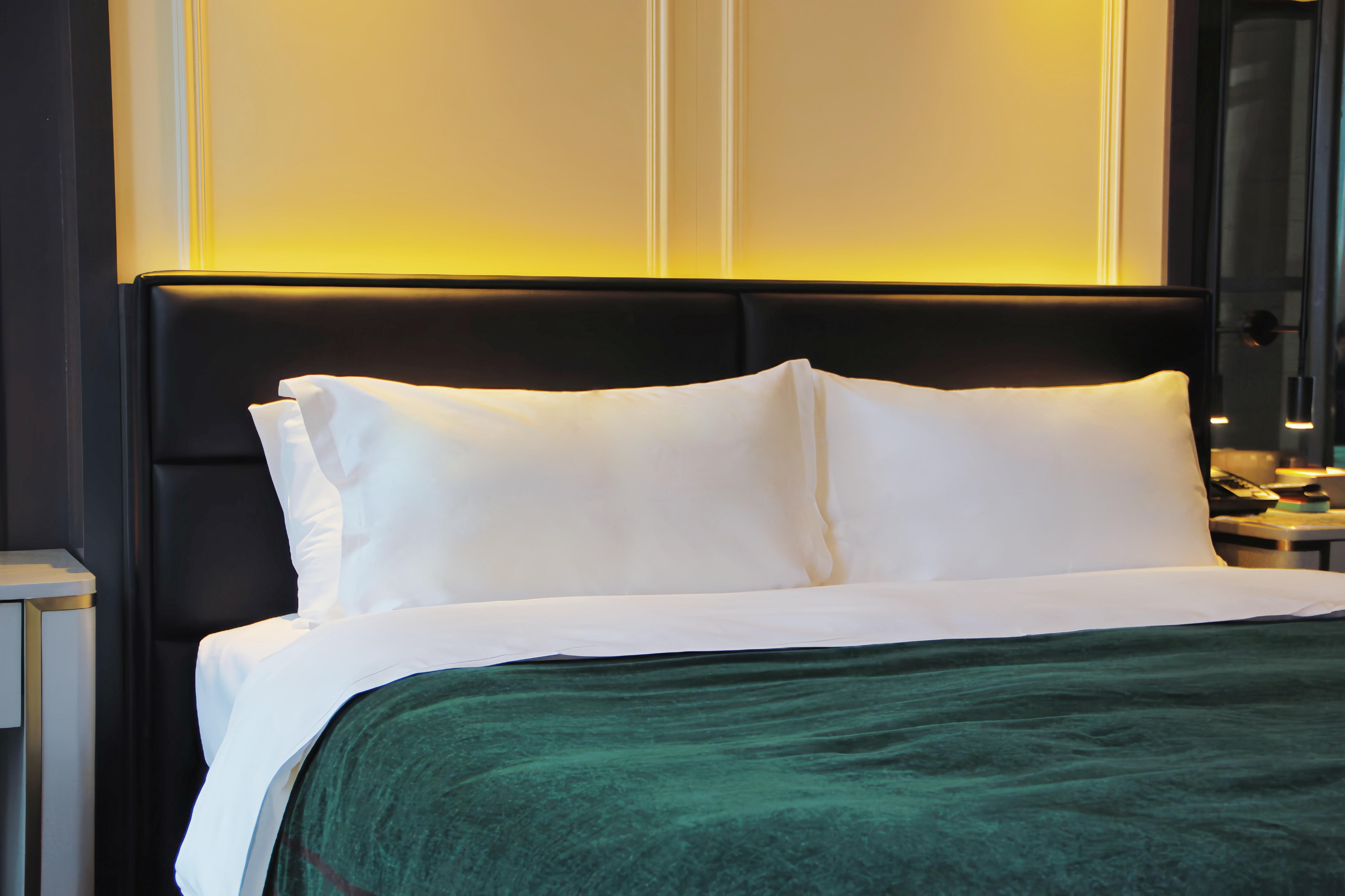 颐华奇遇房（浴缸+戴森吹风机+大客厅+双洗漱台）