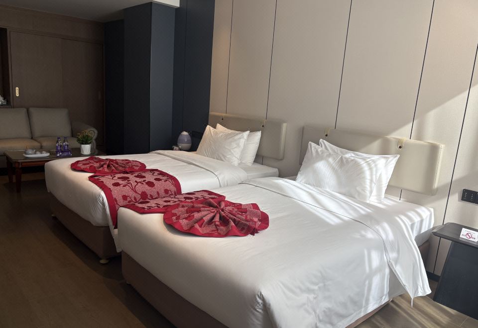 貴賓樓陽光雙床房