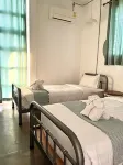 Memmoth Cafe & Hostel in Lampang