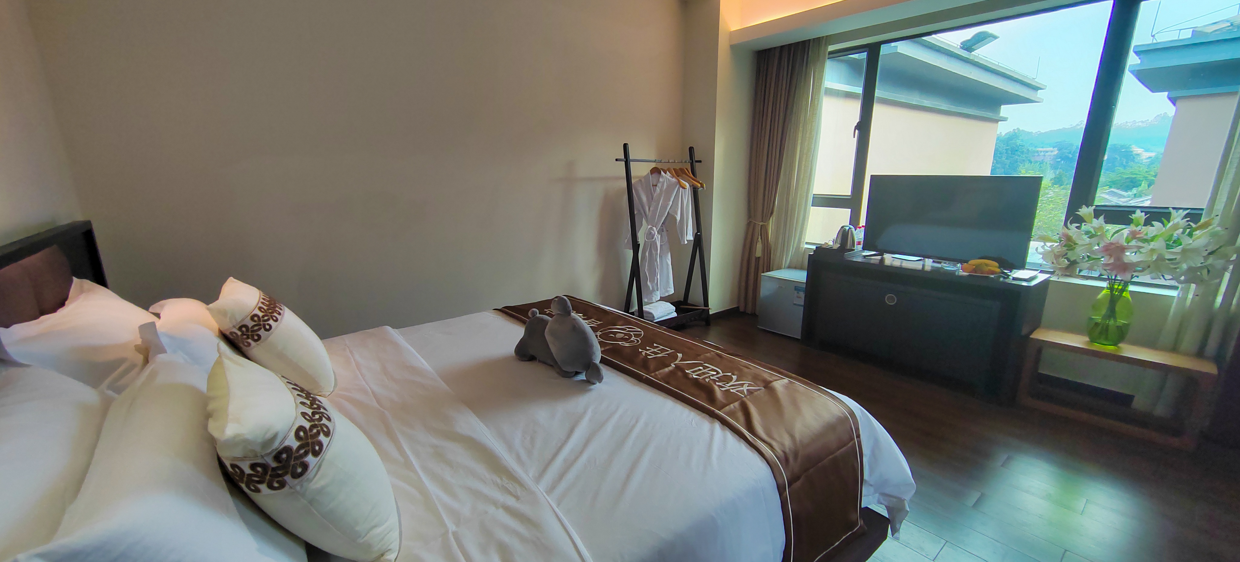 香眠温泉大床房（睡枕-助眠香薰机-沉香睡宝）