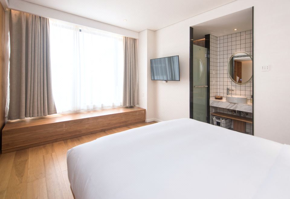 院景大床房（直观山景）