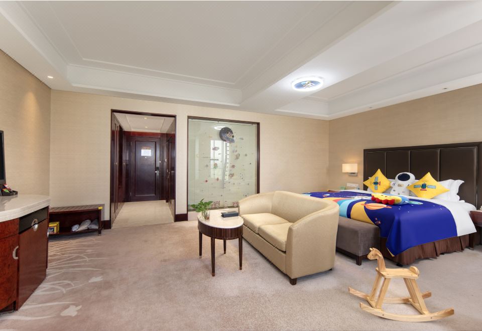 家庭亲子房（梦幻太空）