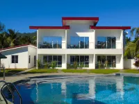 Phaidon Beach Resort