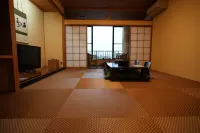 Kaigaku Onsen Resort Shirahama Hotels in 