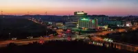 GreenTree (Rongcheng Swan Lake Business Hotel)