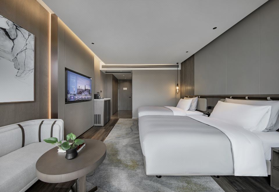 2-bed Room With Mountain View