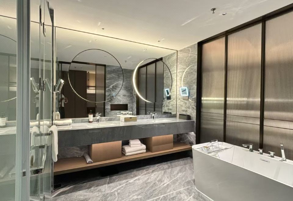 Grand New Century Hotel Vangu LanxiDELUXE FAMILY ROOM