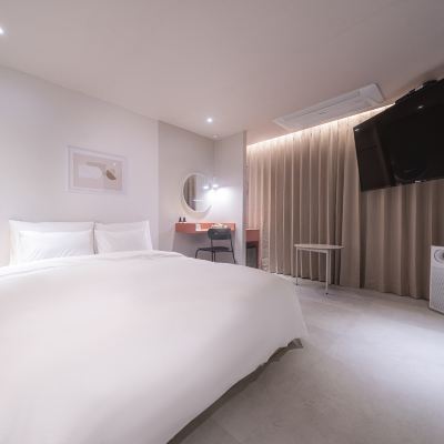 스탠다드 호텔 크로아상 쿠폰