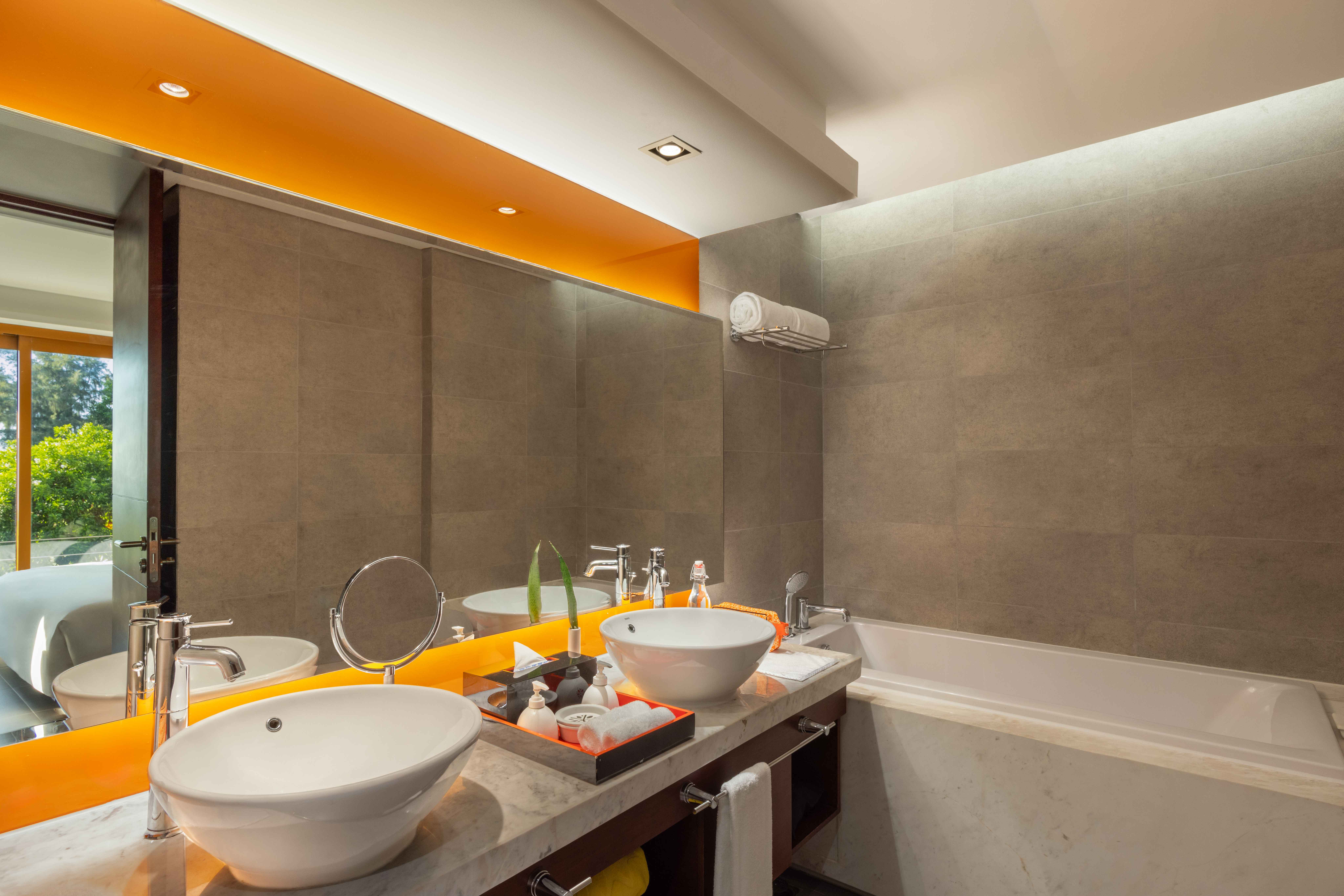 Angsana Lăng Cô海景精致双床泳池套房