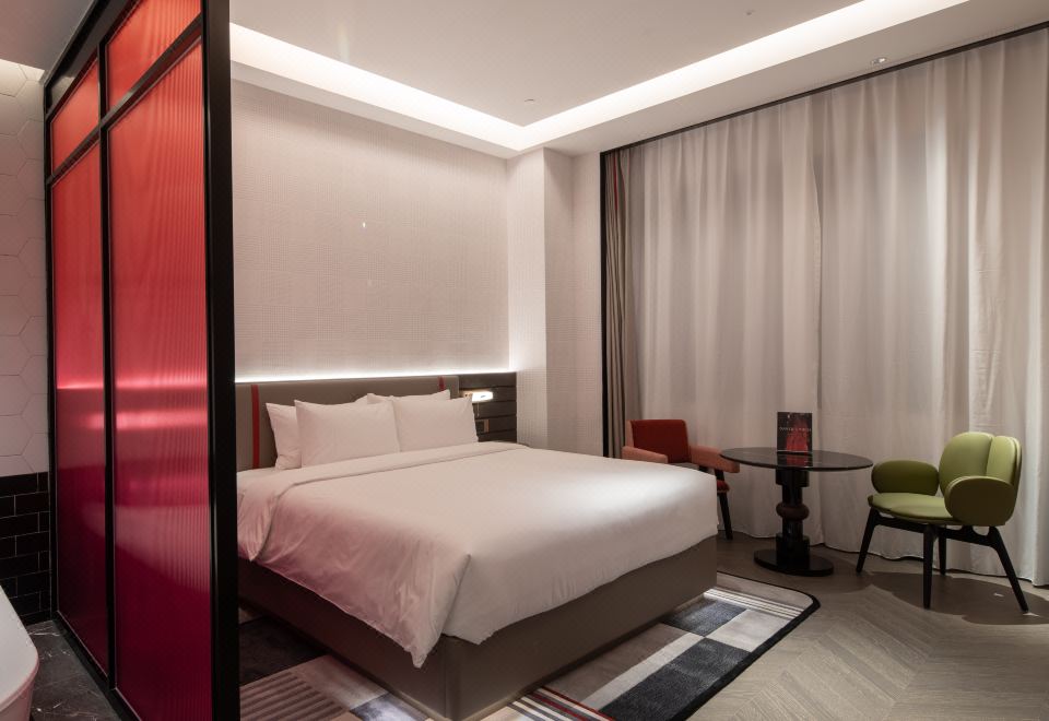 King Bed Deluxe RED Executive Suite