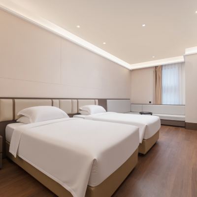 豪華家庭親子套房 深灣飯店（深圳福田會展中心崗廈地鐵站店）優惠