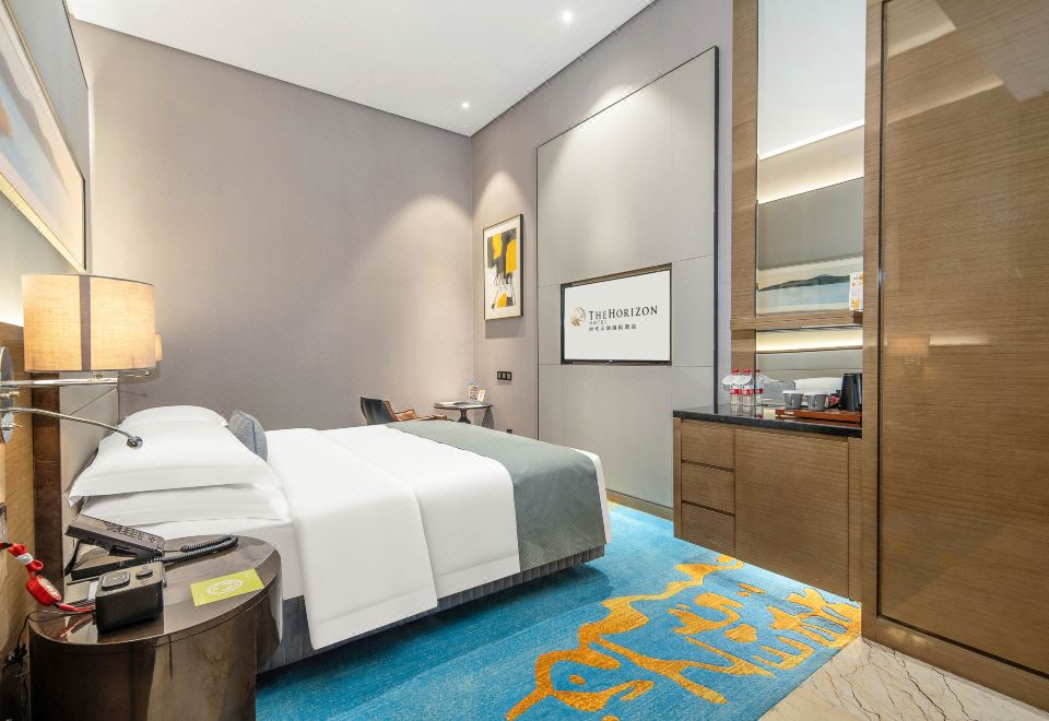 THE HORIZON HOTELDeluxe Room (Double Bed) (No Window)