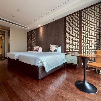 高級園景雙床房（落地窗+智能馬桶） 上海浦東東郊逸扉飯店優惠