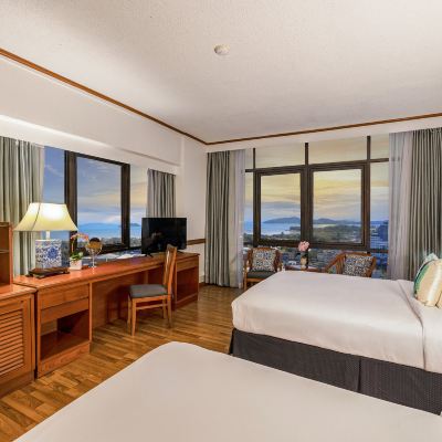 尊貴豪華房-部分海景 皇家普吉城市飯店優惠