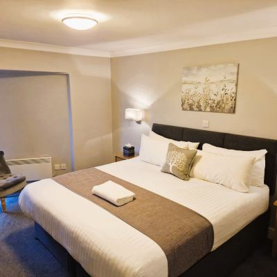 Superior King Room The Beeches Hotel Promo Code