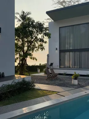Meet up villas