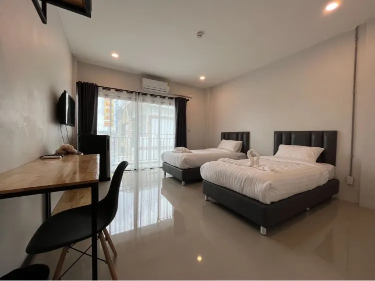 ทวินพร้อมระเบียง