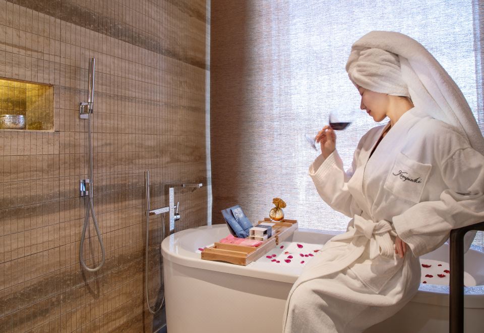 浪漫约会时刻园景阳台大床房