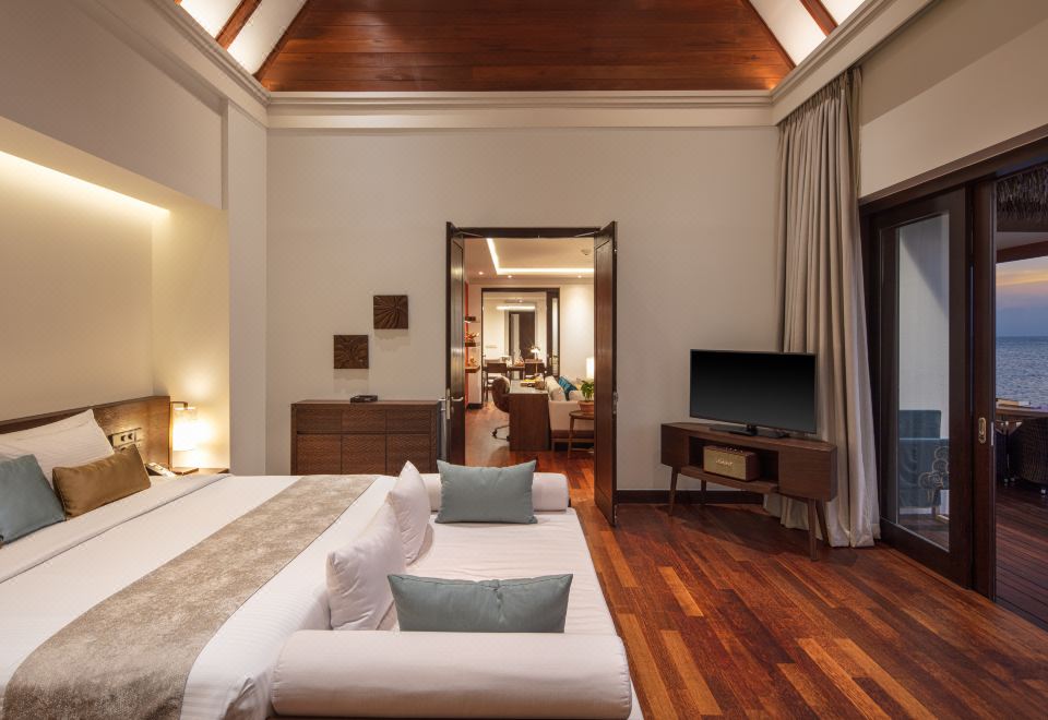 Heritance Aarah - Premium All Inclusive - 40 Minutes Away from Male by Seaplane Ocean Residence with Infinity Lap Pool