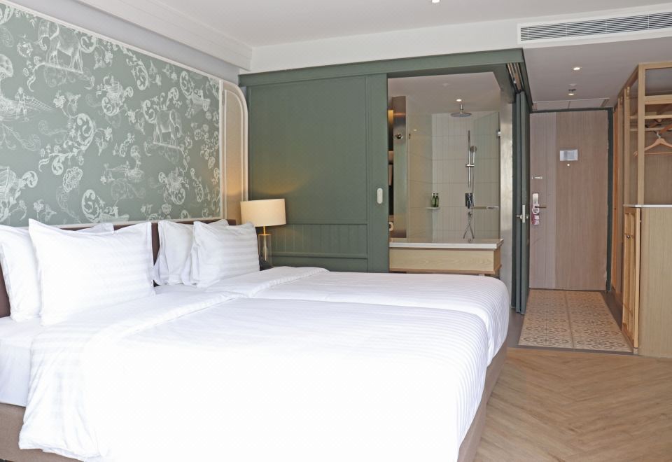 高级双床房（带阳台）