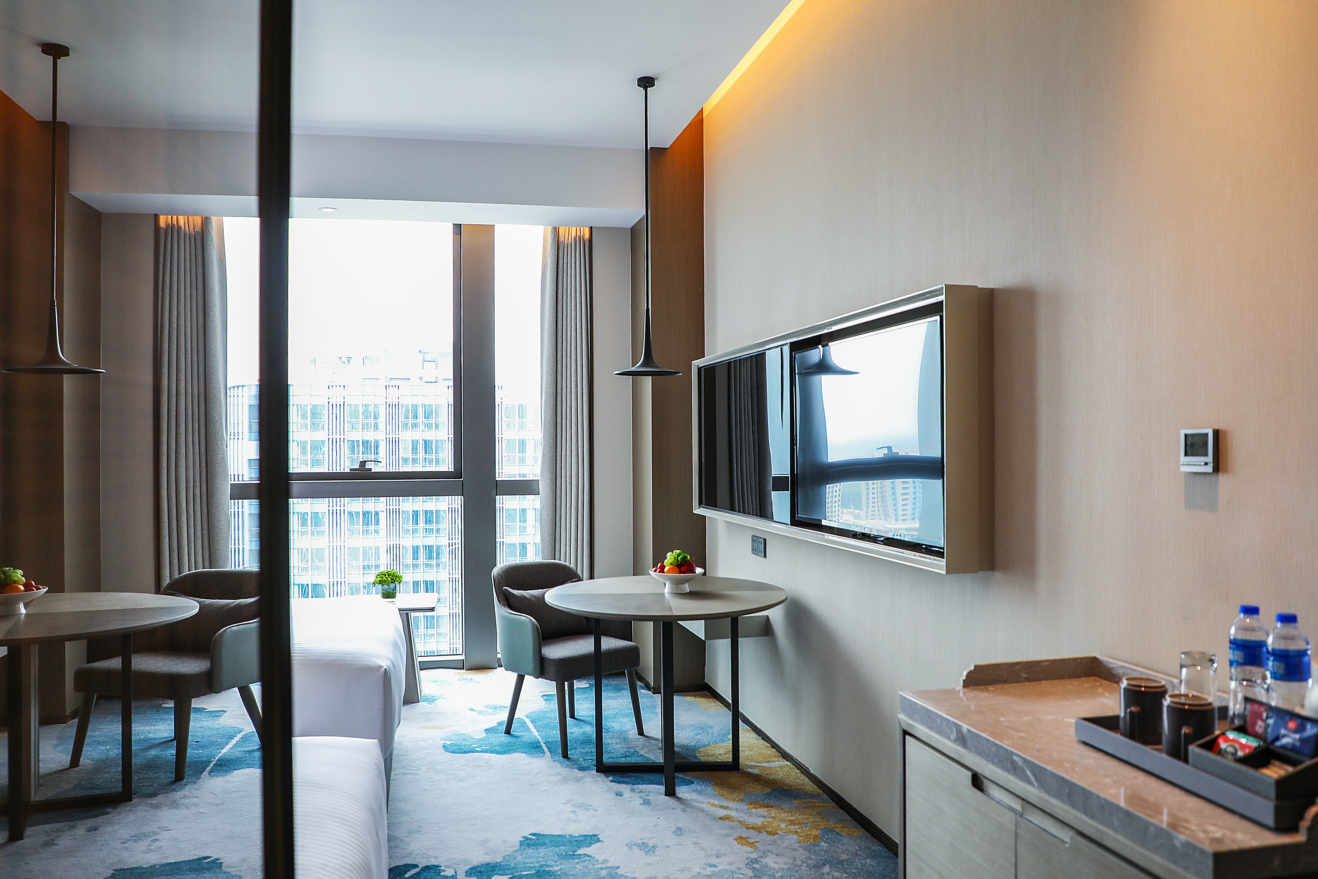 豪华双床房（繁华街景+落地窗+AccaKappa洗护）