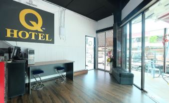 Q Hotel Temerloh - Housity