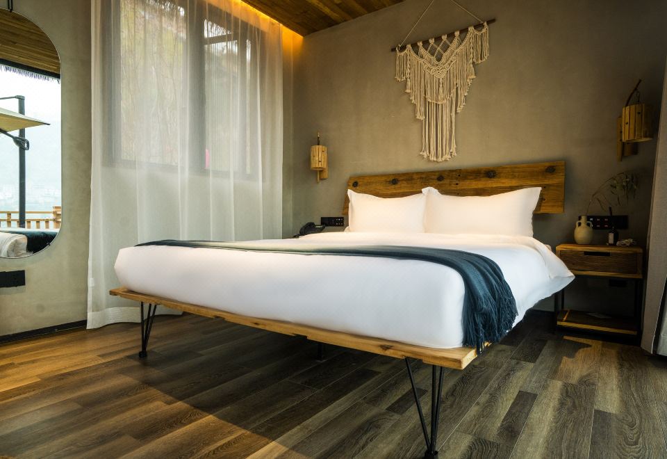 渔村别墅大床房