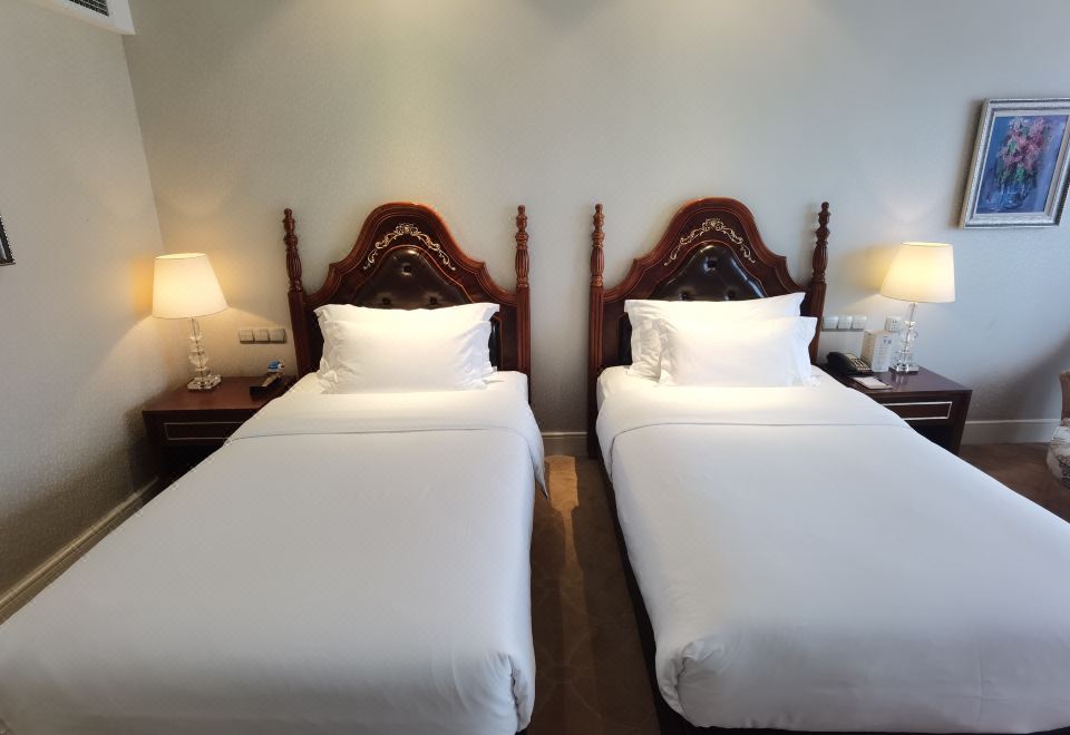 Deluxe Garden Twin Room