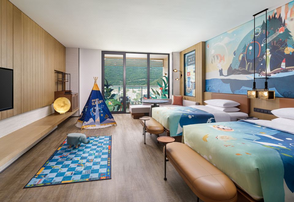 旅小熊山景親子雙床房