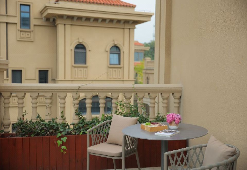 才·法式浪漫山景墅居