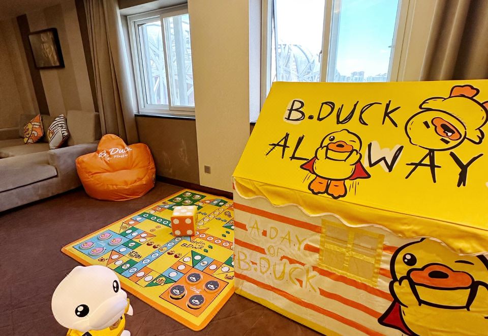 小黃鴨鳥巢景觀小童套房