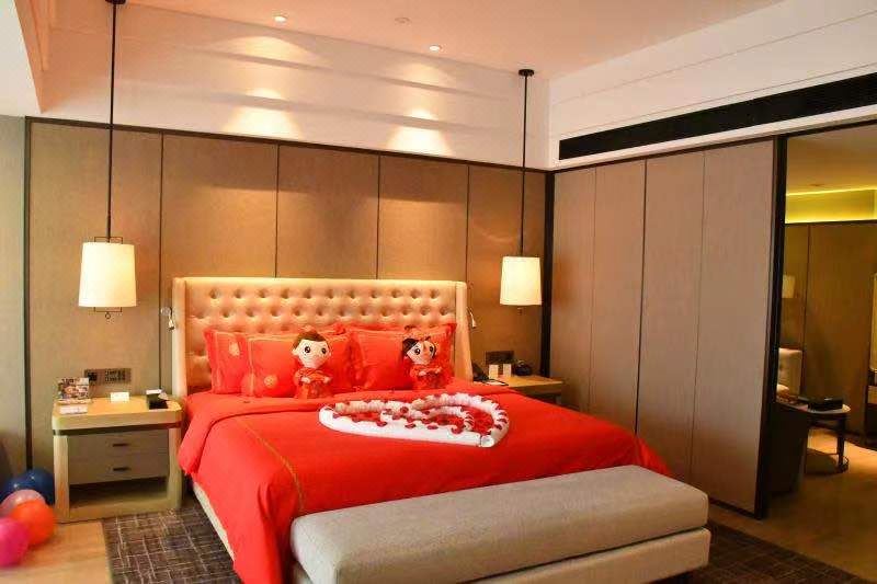 浪漫婚庆行政套房